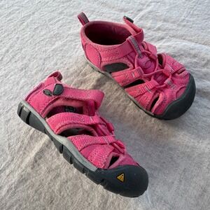 KEEN Seacamp Kids 7 Pink Girl Sandals Hiking Water Shoe Swim River Beach toddler